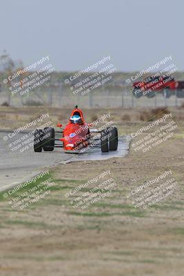 media/Oct-25-2025-CalClub SCCA (Sat) [[34c778dfbe]]/Group 5/Qualifying/